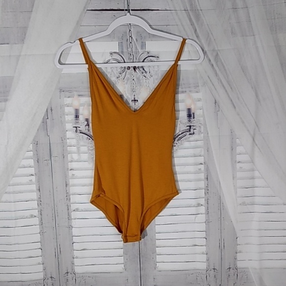 Boohoo - Picture 2 of 8